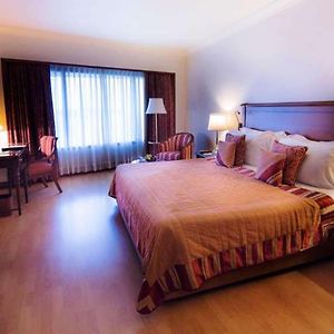 Premier Room King or Twin Bed